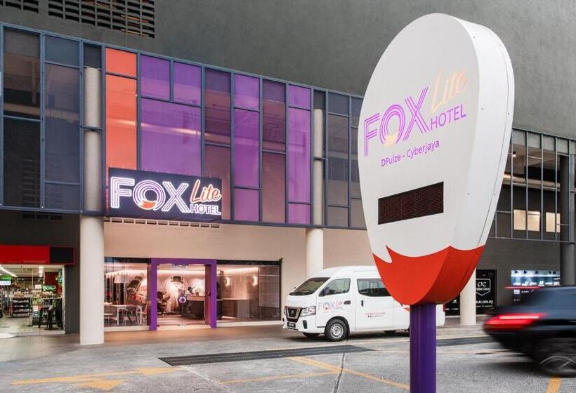 Fox Lite Hotel Dpulze  Cyberjaya  By Ascott