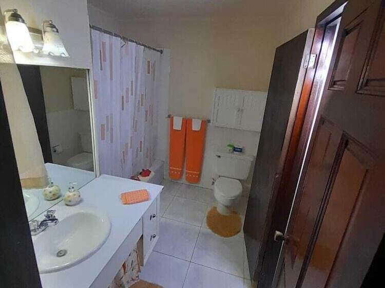 پانسیون Comfort Kingdom Villa Bed & Breakfast