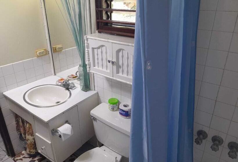 پانسیون Comfort Kingdom Villa Bed & Breakfast
