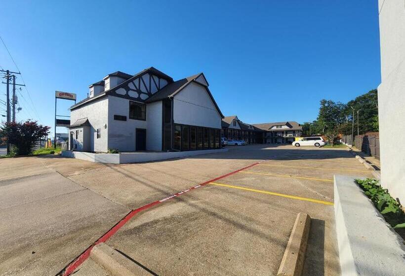 هتل Americas Best Value Inn Longview