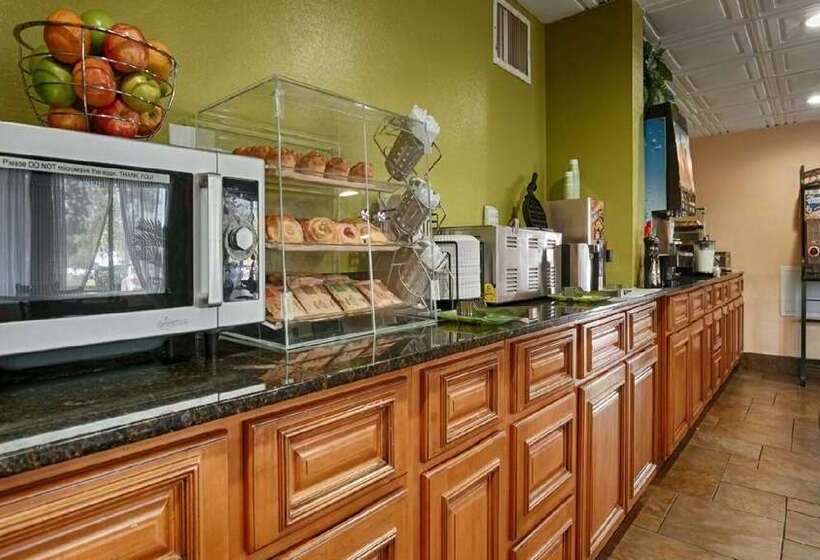 هتل Baymont By Wyndham Goodlettsville Nashville