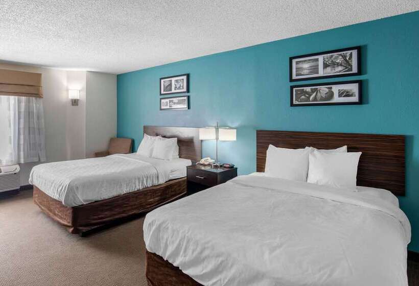 هتل Clarion Inn & Suites Dfw North