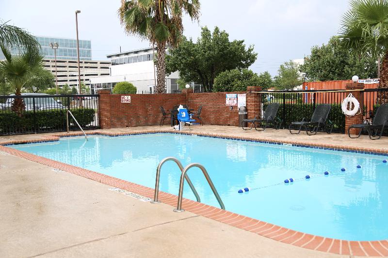 Comfort Inn & Suites Houston I-10 West Energy Corridor