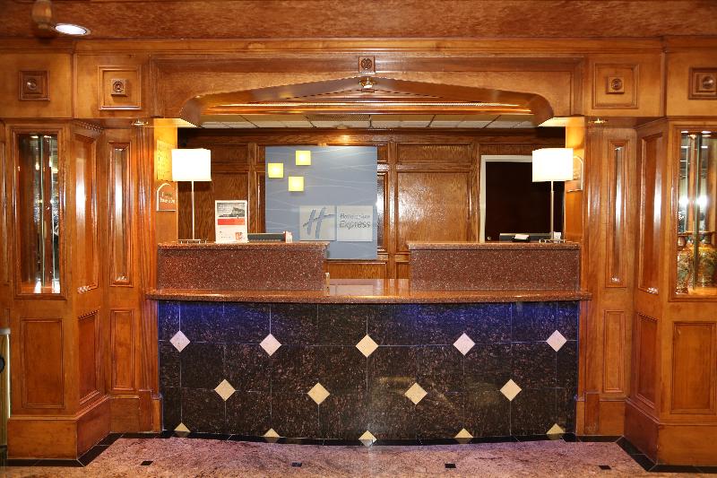 هتل Comfort Inn & Suites Houston I10 West Energy Corridor