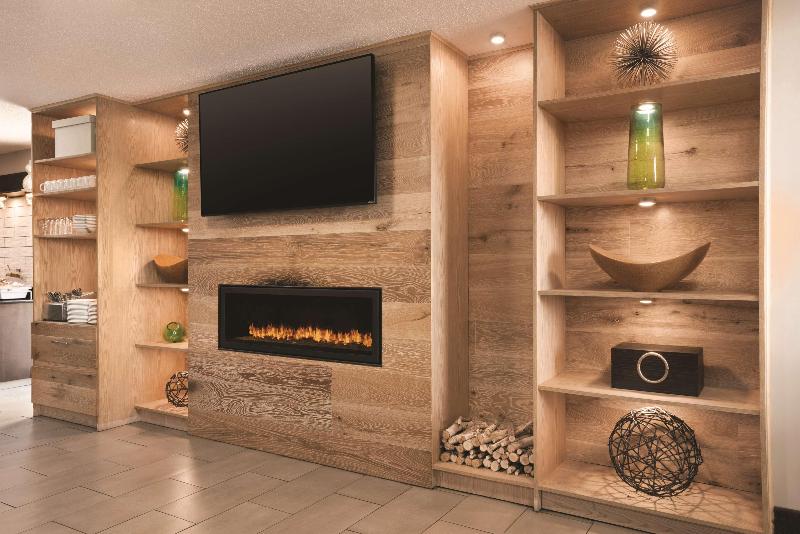 ホテル Country Inn & Suites By Radisson, Indianapolis East, In
