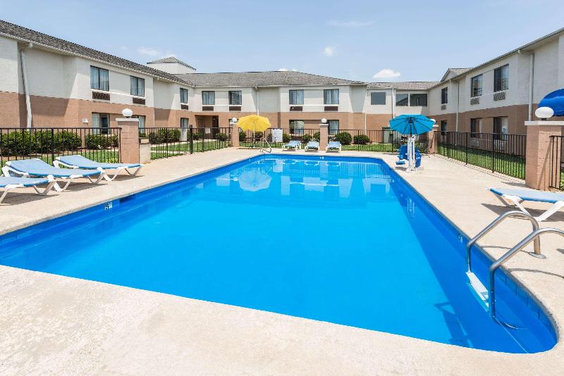 ホテル Days Inn By Wyndham Yadkinville