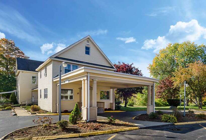 호텔 Econo Lodge Sturbridge Route 20