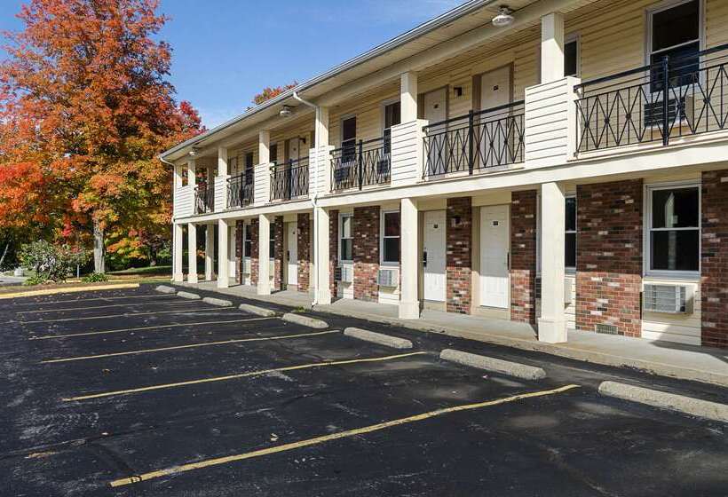 호텔 Econo Lodge Sturbridge Route 20