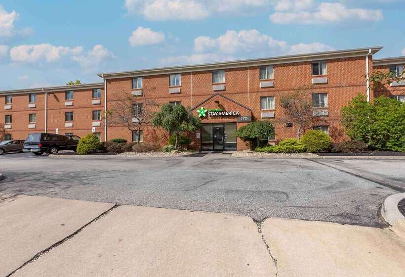 هتل Suburban Studios Copley Akron West