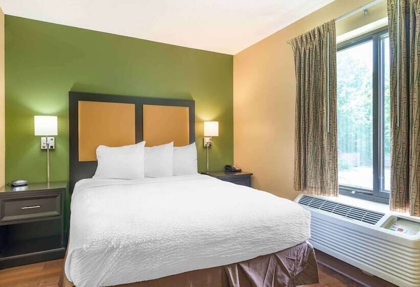 בית מלון כפרי Extended Stay America Select Suites   Atlanta   Alpharetta   Northpoint   East