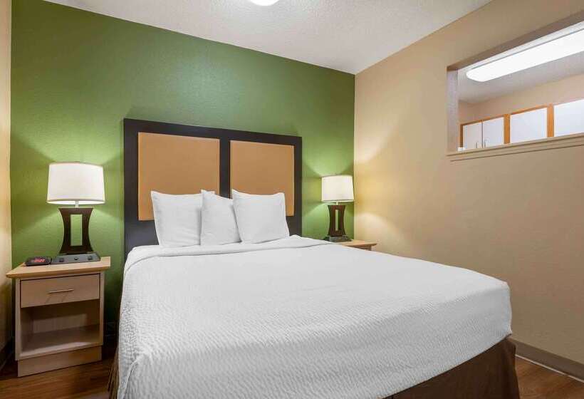 Hotel Extended Stay America Suites  Cleveland  Middleburg Heights