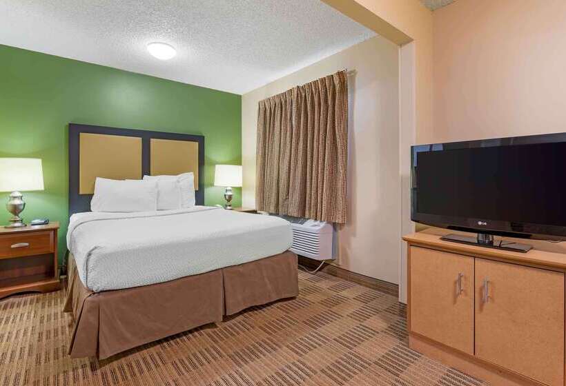 هتل Extended Stay America Select Suites   Detroit   Ann Arbor   University South