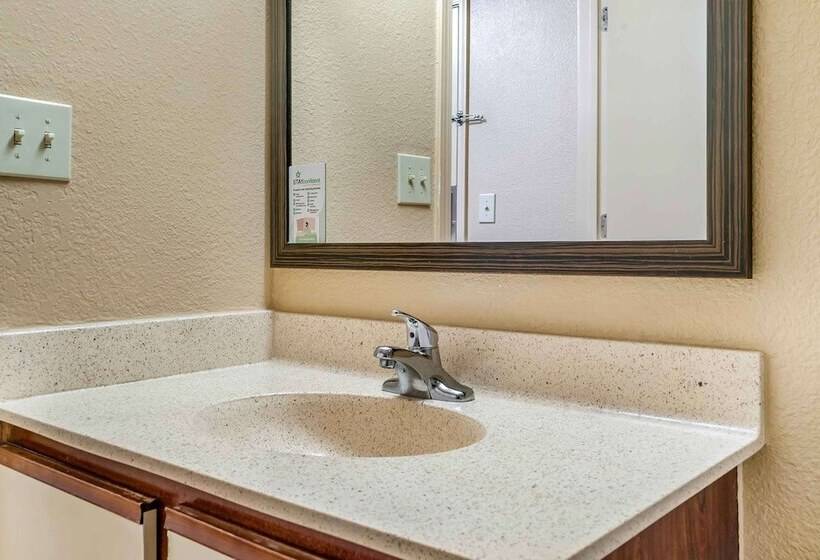هتل Extended Stay America Select Suites   Detroit   Ann Arbor   University South