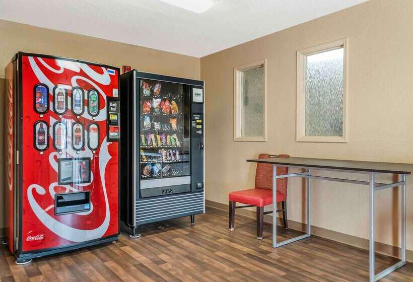 هتل Extended Stay America Select Suites   Detroit   Ann Arbor   University South