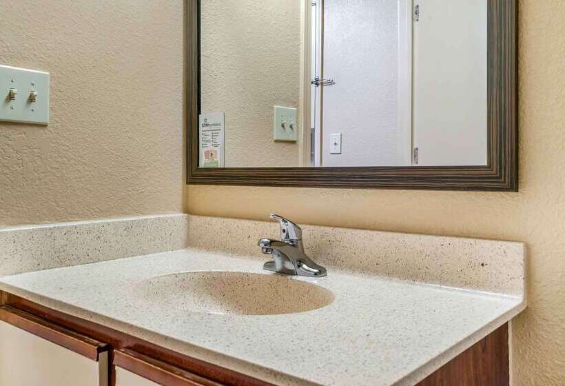 هتل Extended Stay America Select Suites   Detroit   Ann Arbor   University South