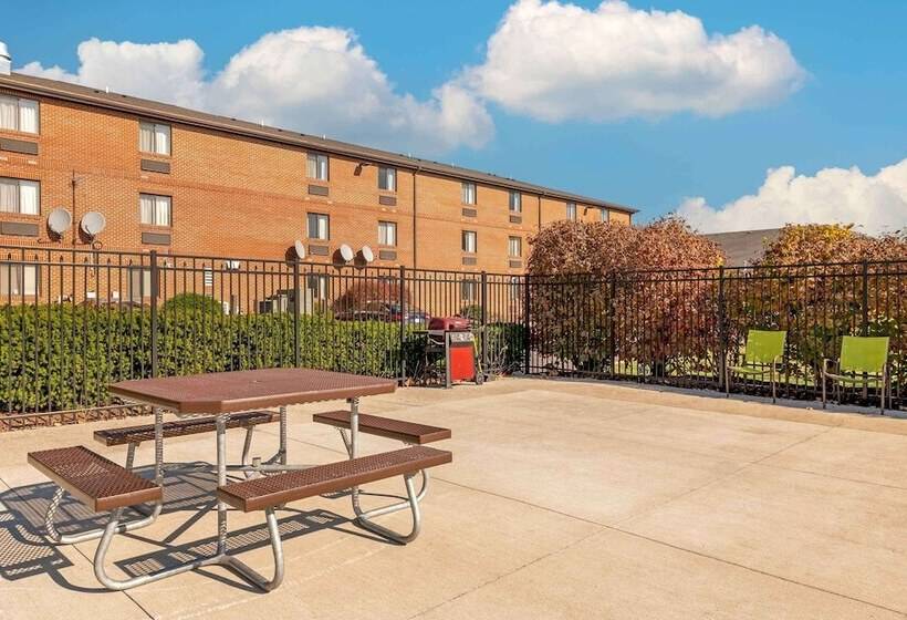בית מלון כפרי Extended Stay America Suites  Fort Wayne  North