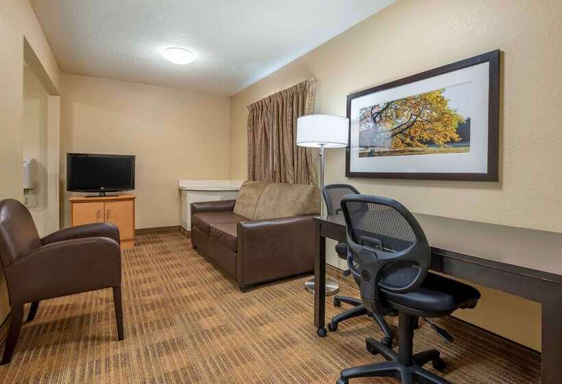 בית מלון כפרי Extended Stay America Suites  Indianapolis  Northwest  College Park