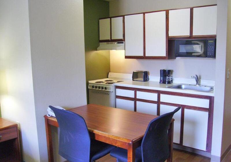 هتل Extended Stay America Suites  Tulsa  Midtown