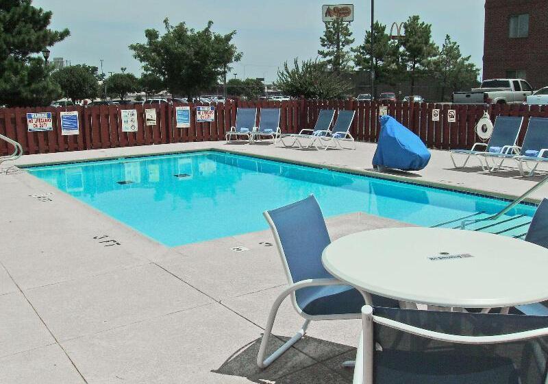 هتل Extended Stay America Suites  Tulsa  Midtown