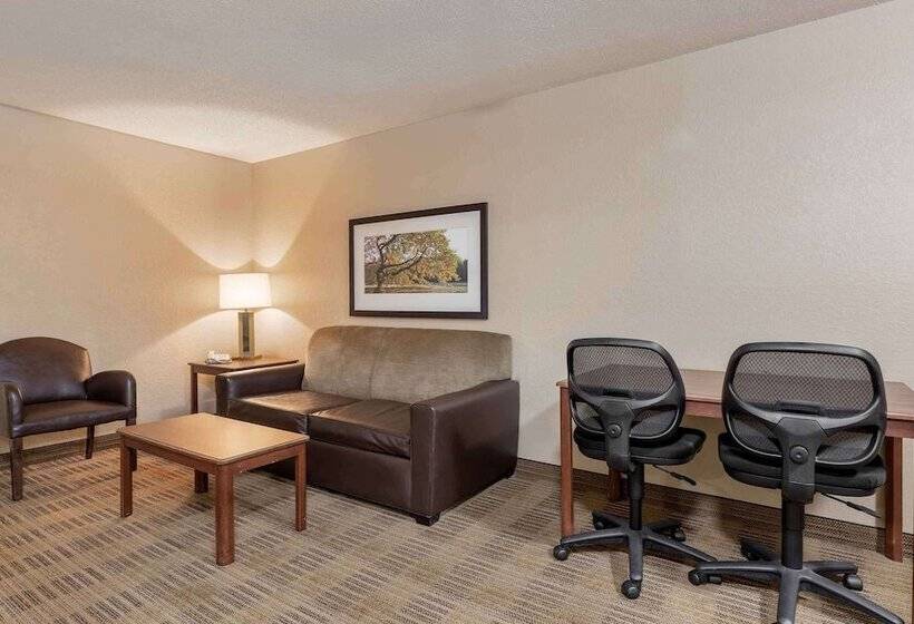 هتل Extended Stay America Suites  Tulsa  Midtown