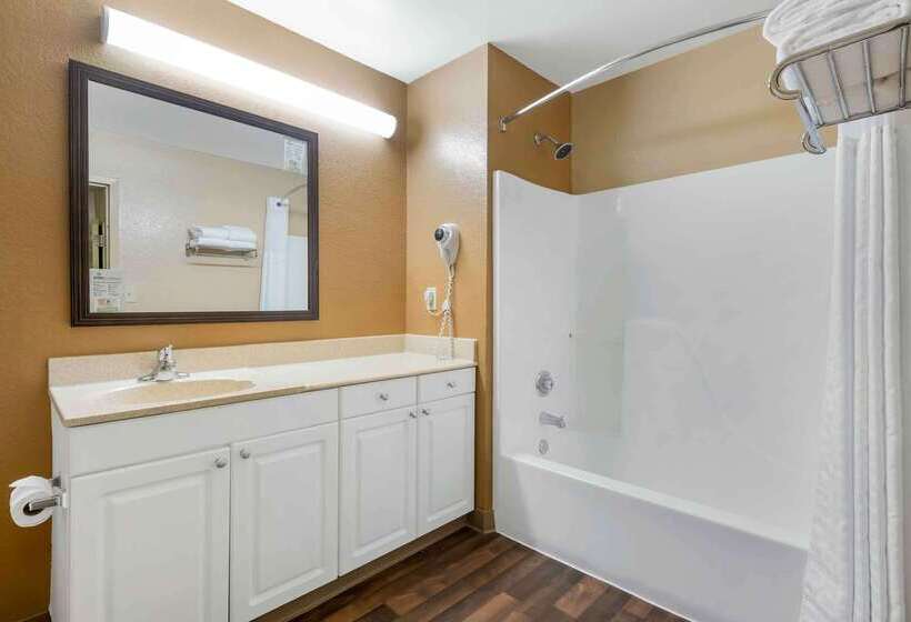 בית מלון כפרי Extended Stay America Suites  West Palm Beach  Northpoint Corporate Park