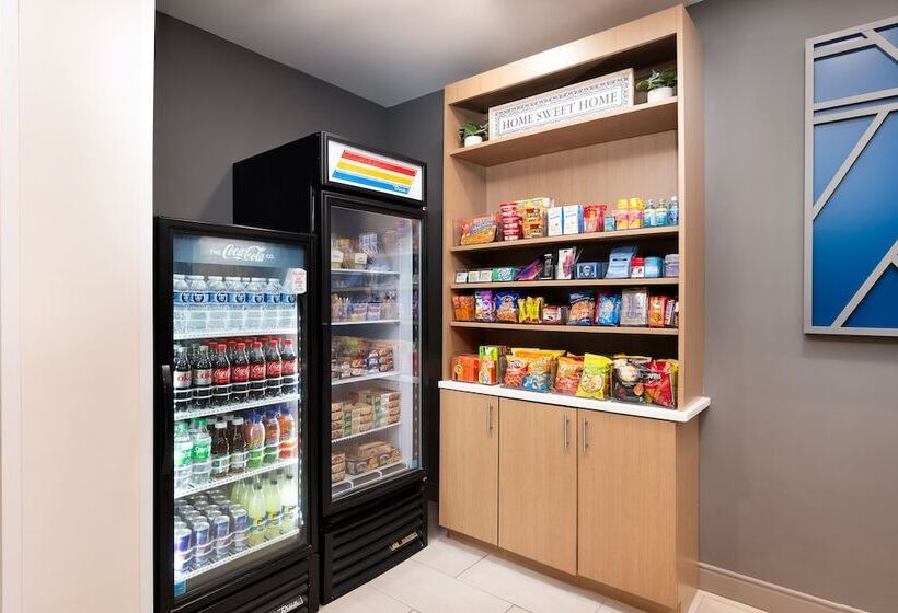 هتل Holiday Inn Express Atlanta West   Theme Park Area, An Ihg
