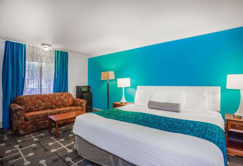 هتل Howard Johnson By Wyndham Hershey