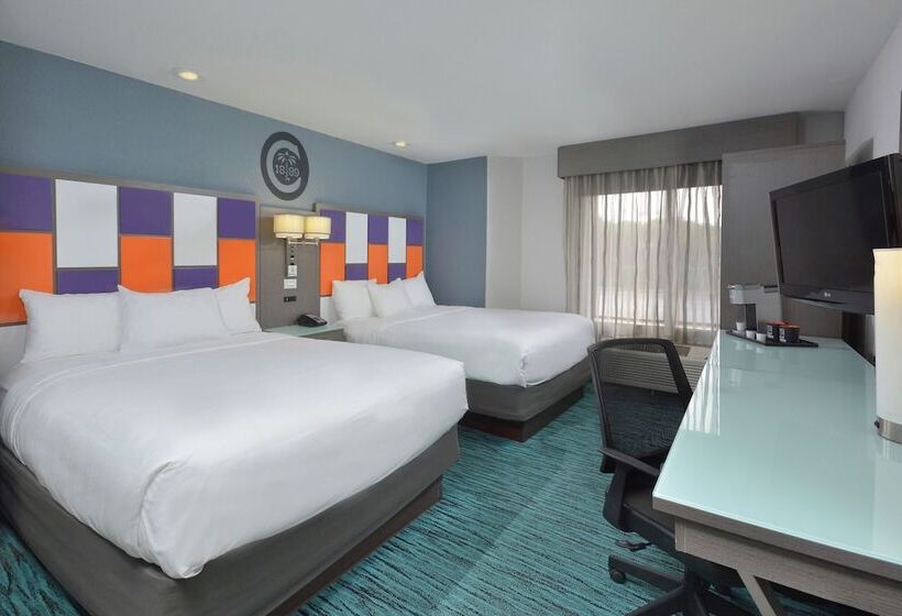هتل Inn At Clemson