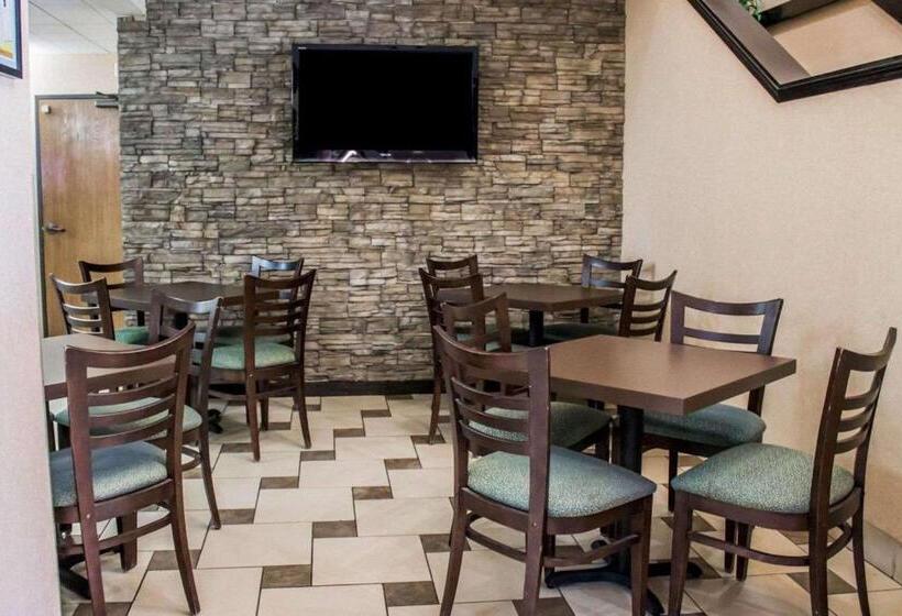 ホテル Quality Inn Brunswick Cleveland South