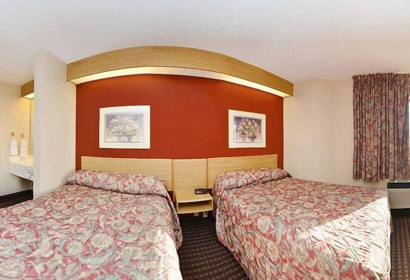 هتل Quality Inn Lees Summit  Kansas City