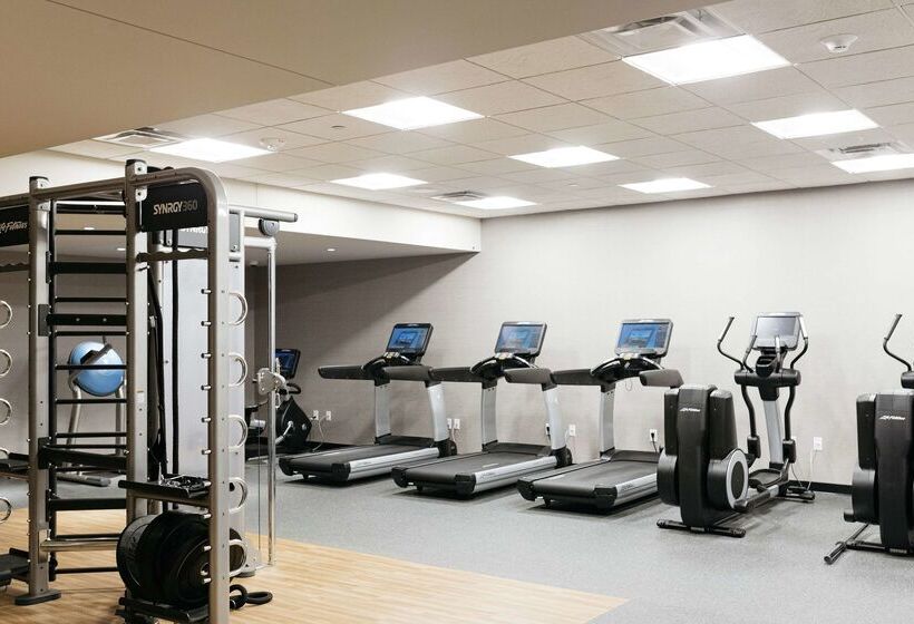 Revel Hotel Des Moines Urbandale, Tapestry Collection By Hilton