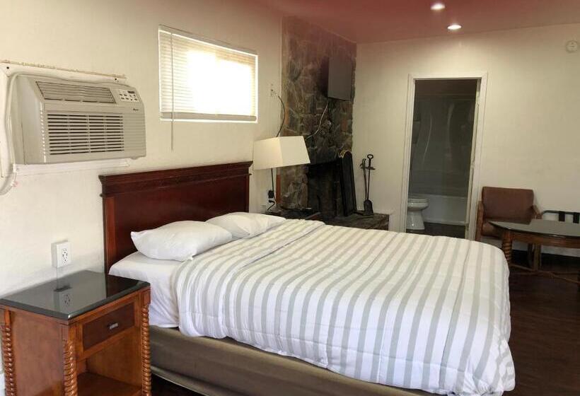 هتل Sierra Lodge Three Rivers