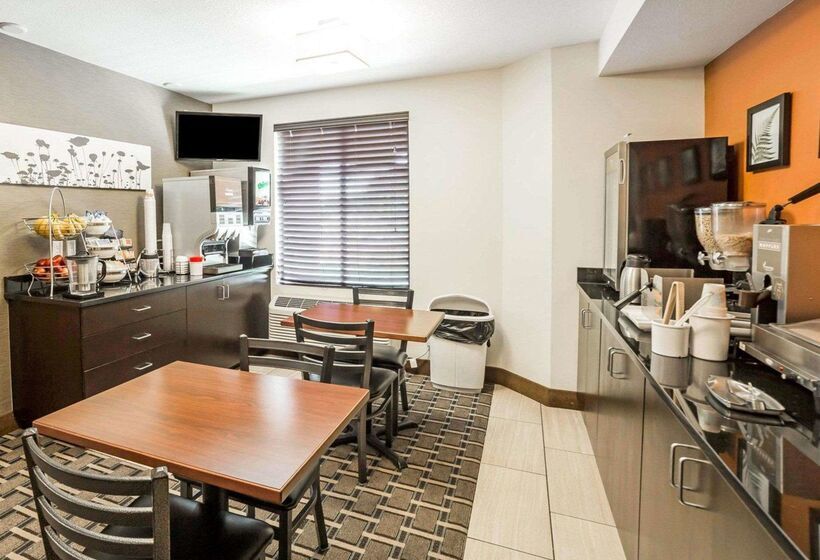 בית מלון כפרי Sleep Inn South Jordansandy