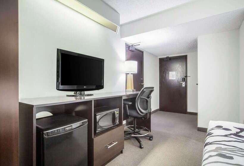 Отель Sleep Inn & Suites Columbus