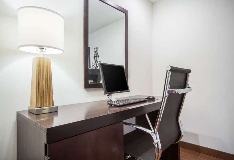 Отель Sleep Inn & Suites Columbus