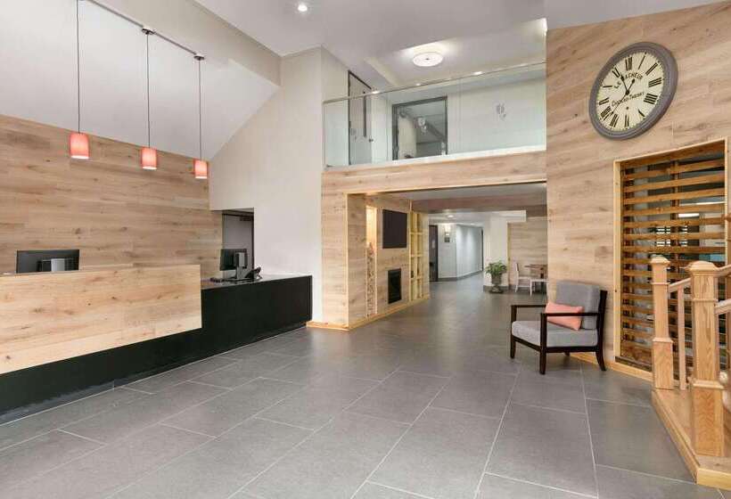 호텔 Sleep Inn & Suites Near Halifax Regional Medical Center