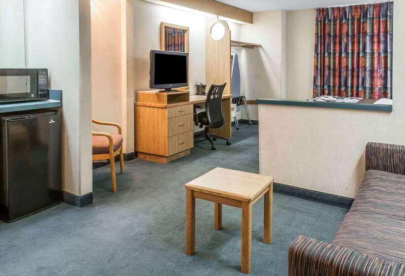 هتل Sleep Inn University
