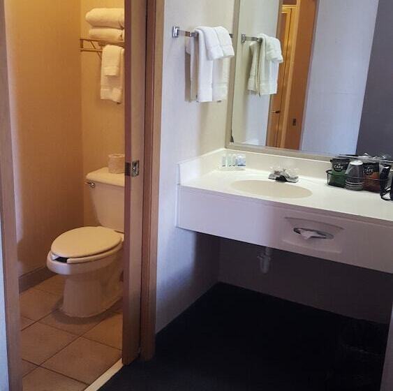 هتل Sleep Inn University
