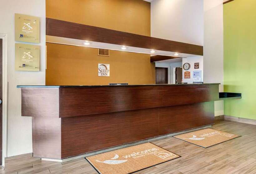 Spot X Hotel Tampa   Wesley Chapel By The Red Collection