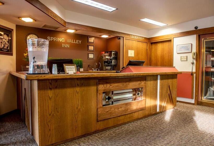 בית מלון כפרי Spring Valley Inn