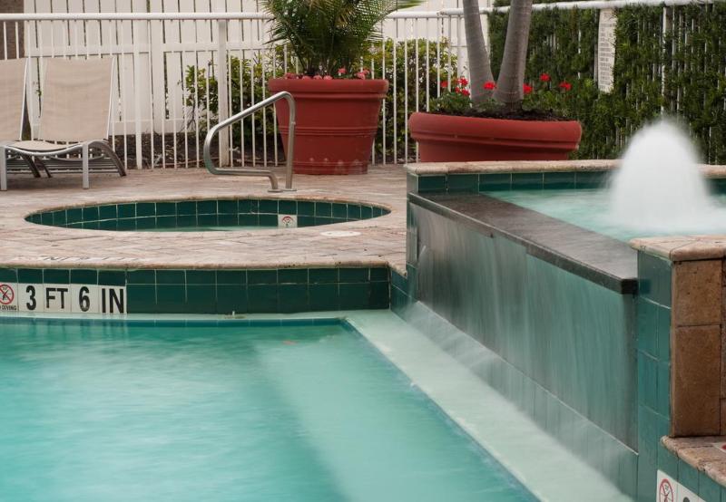 هتل Springhill Suites Fort Lauderdale Airport
