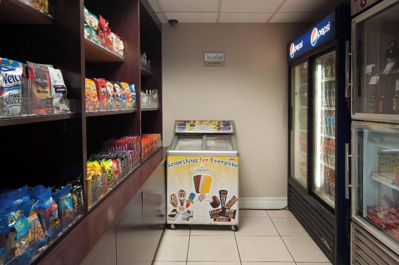 هتل Springhill Suites Fort Lauderdale Airport