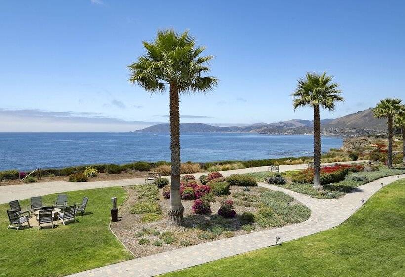 هتل Spyglass Inn