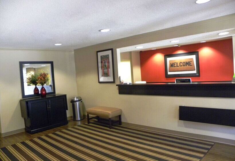 Hotel Suburban Studios Houston North I 45