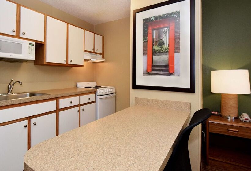 هتل Suburban Studios Houston North I 45