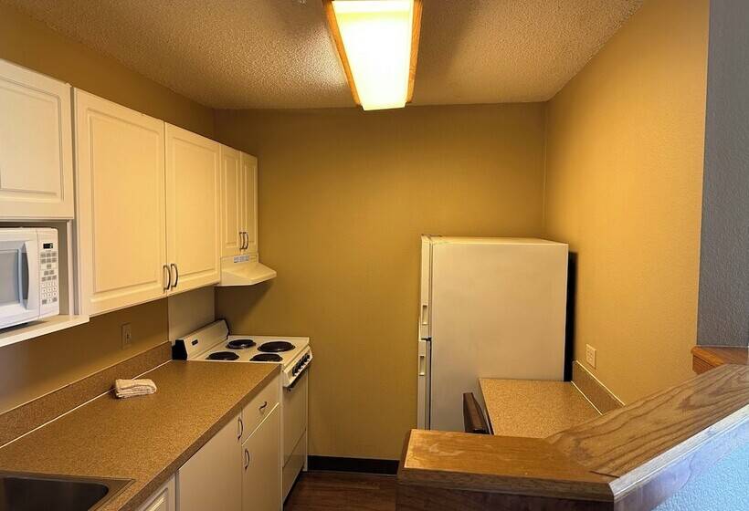 هتل Suburban Studios Houston North I 45