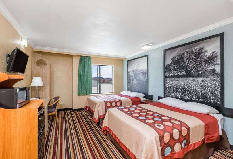 هتل Super 8 By Wyndham Midland