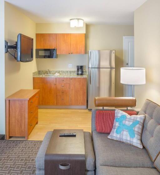 هتل Towneplace Suites By Marriott Portland Hillsboro