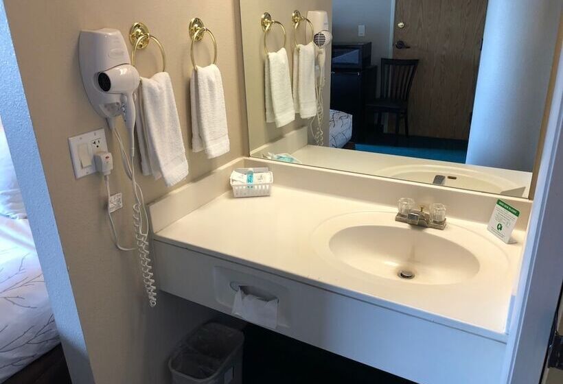 בית מלון כפרי Willow Creek Inn