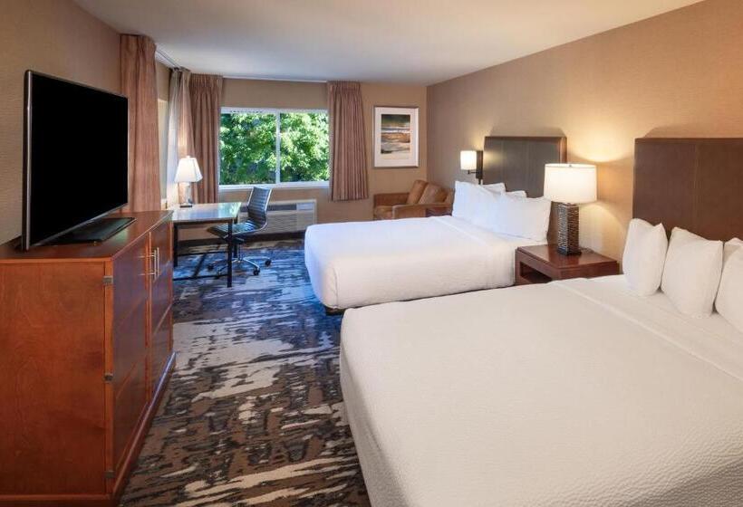 Silver Cloud Hotel   Seattle University Of Washington District